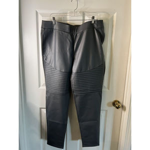 DG2 Diane Gilman Women’s Faux Leather Leggings Size XL  NWT